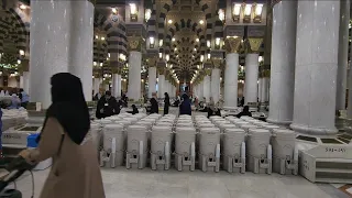 VIDEO INI DI REKAM JAM 3 DINI HARI WAKTU SAHUR LIHAT INI YG TERJADI DI LUAR & DI DALAM MASJID NABAWI