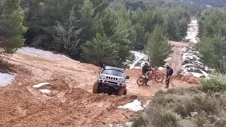 Suzuki Jimny mud climb