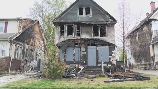 Arson suspect arrested after warrant issued in connection with weekend fire at Cleveland home