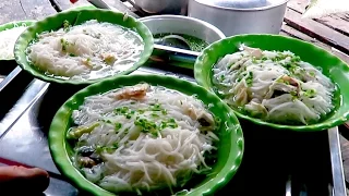 Cambodian Noodle with Fish Soup - Nom Banchok Teuk Mahech at Kampot 1,500riel