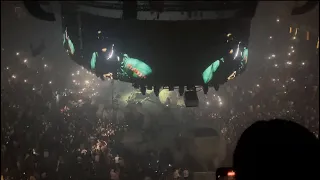 Travis Scott performing My Eyes For The first time at Charlotte spectrum center ￼