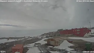 2019-11-30 05:45:02 UTC Mawson Station, Antarctica [Timelapse]