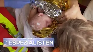 Geburt auf der Autobahn: Baby kommt im Stau zur Welt! | Auf Streife - Die Spezialisten | SAT.1 TV