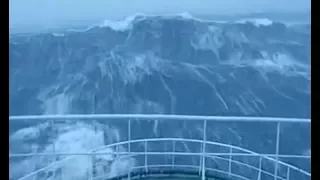 Cruise ship smashed by 100 FeeT wave in the North Sea