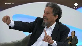 "É muito mais provável que Bolsonaro perca a eleição do que ganhe", comenta João Santana sobre 2022