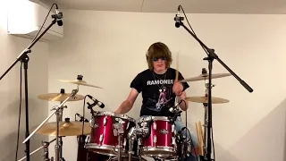 Ramones - Bonzo Goes to Bitburg Drum Cover