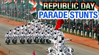 Indian soldiers display amazing bike stunts at Republic Day parade | PM Modi | Barack Obama