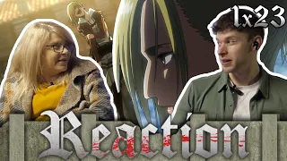 SHOWING MY MOM ATTACK ON TITAN | 1x23 | REACTION