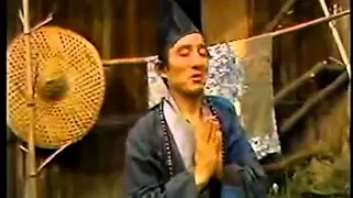 Chinese comedy Crazy monk (Lama nyonba ཅི་ཀུང་བླ་སྨྱོན་པ།) in Tibetan language 04