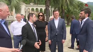 В Абхазию с рабочей поездкой прибыл заместитель председателя Правительства России Александр Новак