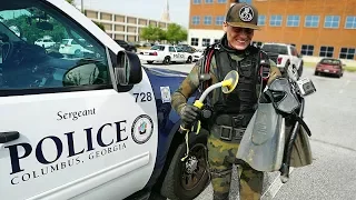 Helping the Police Find a Gun Underwater to Solve a Criminal Case! (Metal Detecting Underwater)