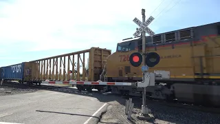 UP 7413 Manifest Train North - Austin Rd. Railroad Crossing, Manteca CA