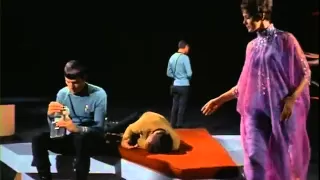 Four of my favorite Star Trek minutes