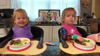 Twins try dungeness crab