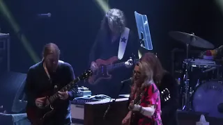 Tedeschi Trucks Band ft.Warren Haynes- I Want More 10-13-18 Beacon Theatre, NYC