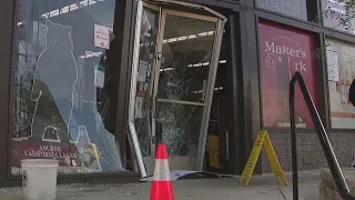 Oakland store hit by burglars 4 times in recent months