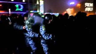 #Евромайдан: Ночные столкновения с милицией