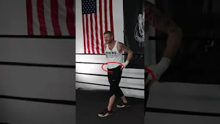 Boxing Footwork Mistake - Keeping your Feet in One Line #shorts
