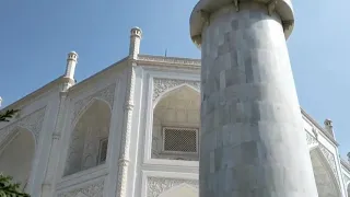 MP teacher builds mini replica of Taj Mahal, dedicates it to wife