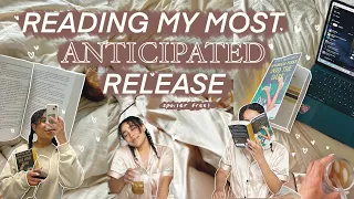 READING MY MOST ANTICIPATED RELEASE 🐝⛅️🤍📖 | spoiler free | reading vlog