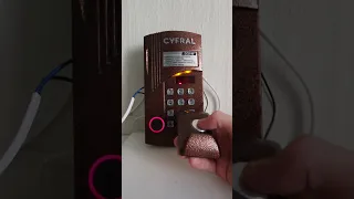 Баг на домофоне CYFRAL CCD 40