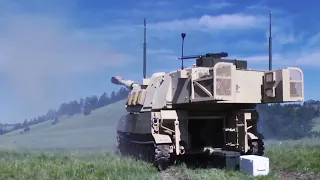 M109A6 Paladin in action || USA Military