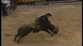 Roddy Brown bucks Cauy Hudson - 99 PBR Finals