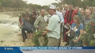 Hundreds gather to remember Wimberley flood victims