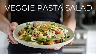 I can't believe HOW TASTY this quick Veggie Pasta Salad Recipe is!