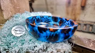 DIY Epoxy Resin & Pinecone Bowl: Unique Woodturning Tutorial