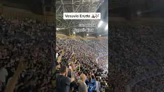 Vesuvio Erutta 🌋🎶 🎶🎶completa Napoli - Ajax