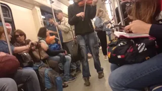 Саксофонист в метро . г. Новосибирск