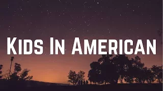 Kim Wilde - Kids In America (Lyrics)