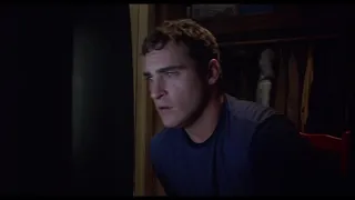 Alien on the streets TV material (w/ young Joaquin Phoenix) - Signs (2002)