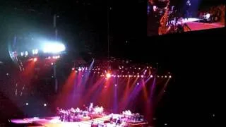 Neil Diamond 'Red Red Wine' (reggae version!) - Ahoy Rotterdam 11-6-2011