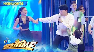 Argus saves Mokang from Ryan Bang | It's Showtime