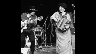 Queen Ida & the Bon Time Zydeco band live in Gigant, Apeldoorn Holland 6-3-1981: Intro Capitain