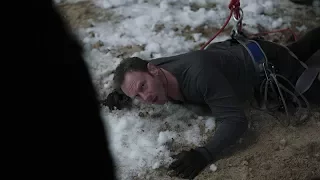 Sharknado 5 - clip #2 Nova e Fin nella Caverna by Film&Clips