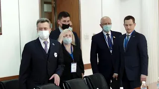 Встреча МИД КР Р.Казакбаева с членами миссии наблюдателей от Парламентской Ассамблеи ОДКБ