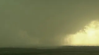 Pilot describes seeing 'massive' tornado in Oklahoma