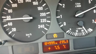 BMW e39 523i acceleration