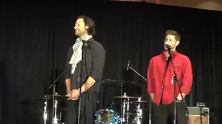 Supernatural Vegas 2019 Jared Padalecki and Jensen Ackles Gold Panel