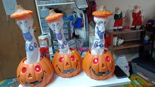 Boo Boo the Dancing Ghost in Pumpkin (Classic Halloween Decoration)