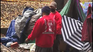 Portland crews clear out Laurelhurst Park homeless camp