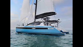 Catamaran Privilege 510 Under Sail