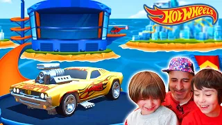 NUEVO HOT WHEELS UNLIMITED con Dani y Evan