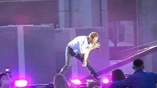 Coldplay - Viva la Vida at One Love Manchester on 4th June 2017 in Old Trafford Cricket