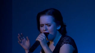 Million reasons - Lady Gaga (cover by Katie Kei live from the concert)