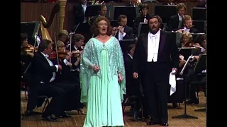 Sutherland and Pavarotti, live at the Sydney Opera House