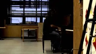 piano at break time